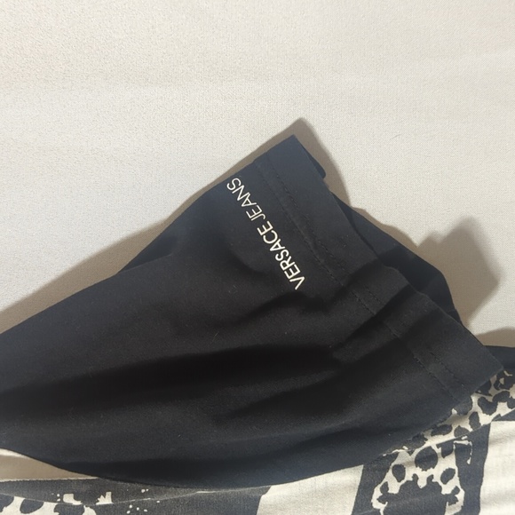 Versace Jeans Men's Size XL Black & White Tee Shirt - Picture 3 of 6